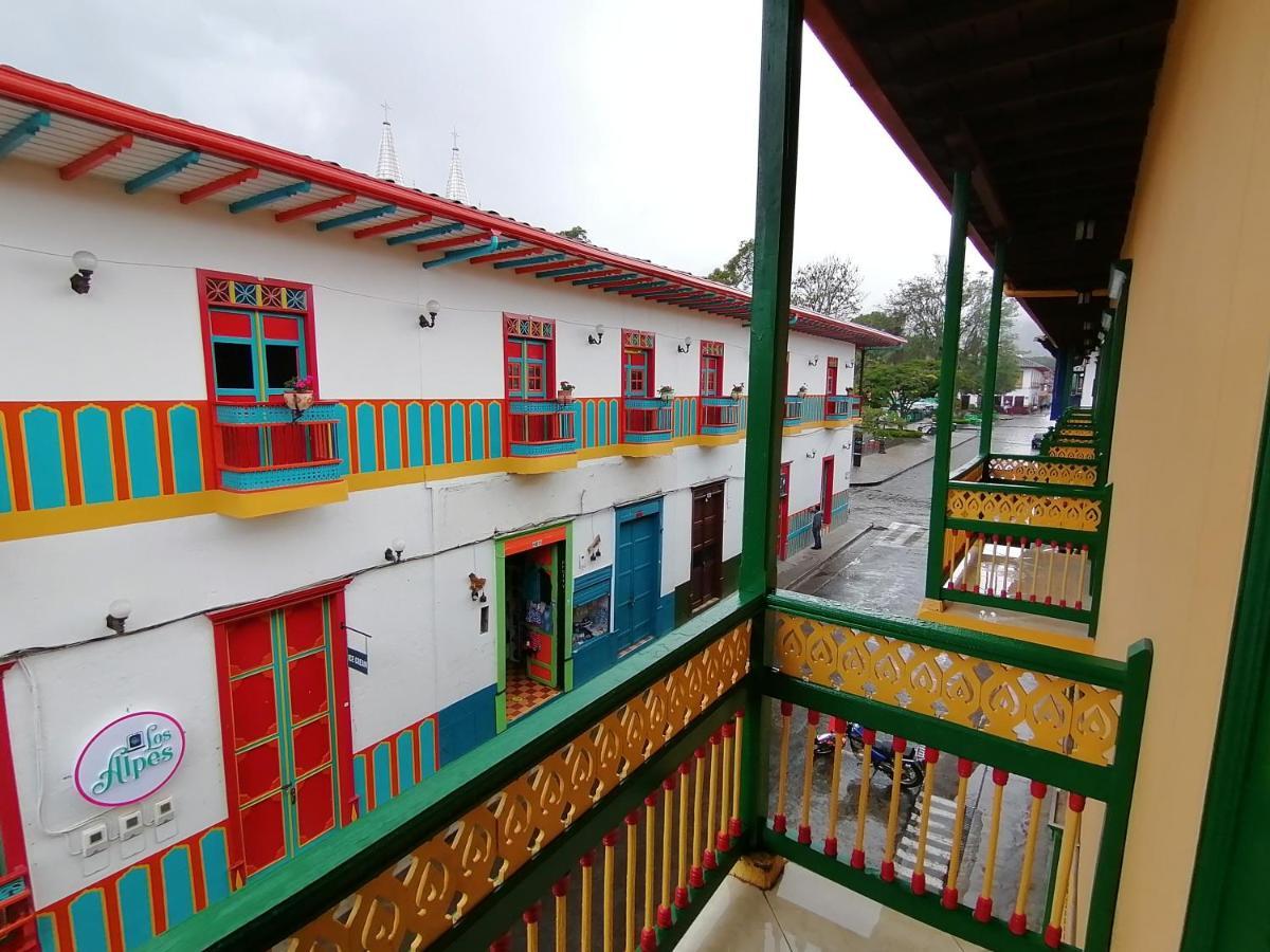 Hotel Balcones del Parque Jardín Exterior foto